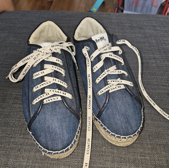 Coach  SOLD SOLD - Picture 3 of 9